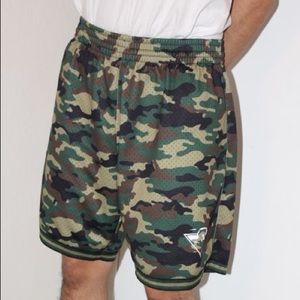 Retro Mitchell & Ness shorts